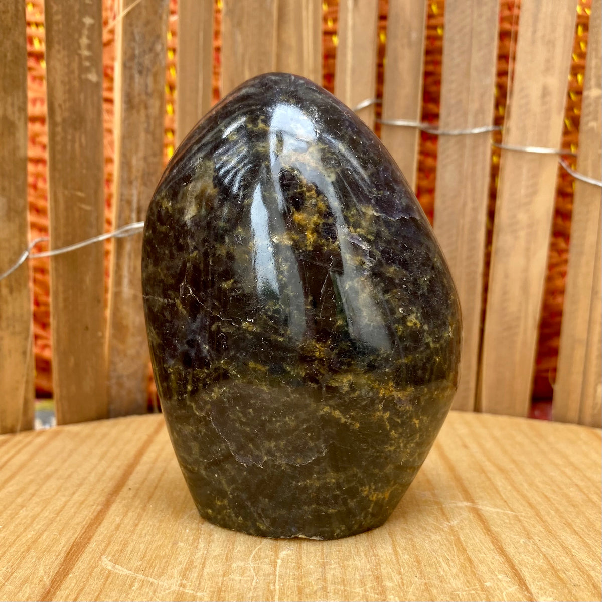 Iolith vandsafir freeform - 9 cm Iolith vandsafir freeform - 9 cm