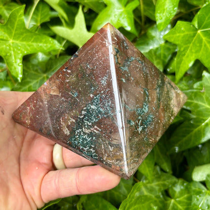 Ocean Jaspis pyramide 9,5 x 7,5 cm