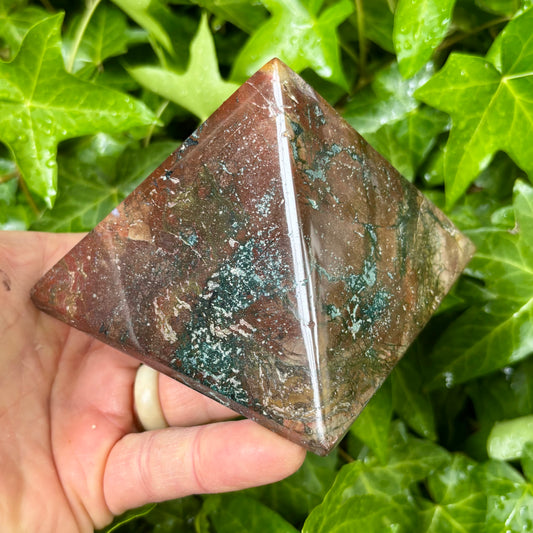 Billede af Ocean Jaspis pyramide 9,5 x 7,5 cm