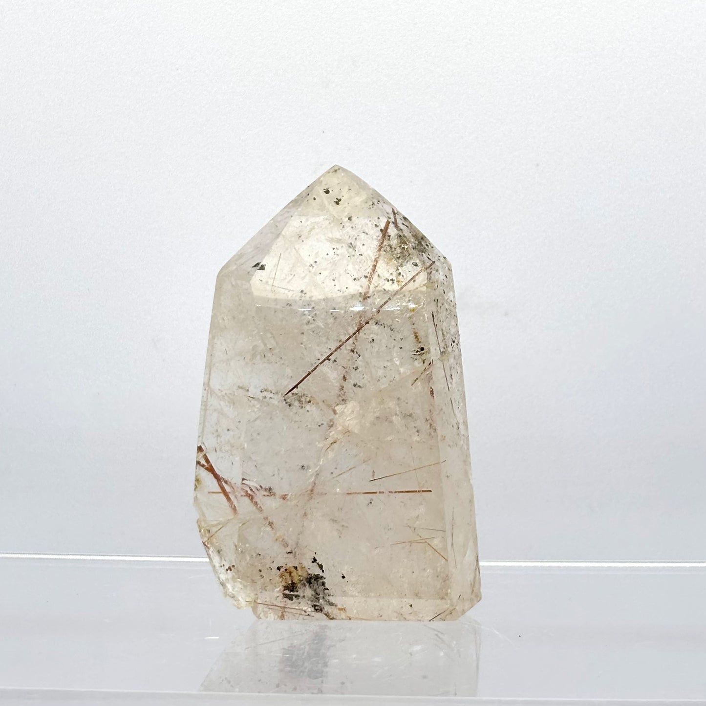 Bjergkrystal spids med rutiler, Madagaskar 7,1 cm | nr. 6 Bjergkrystal spids med rutiler, Madagaskar 7,1 cm | nr. 6