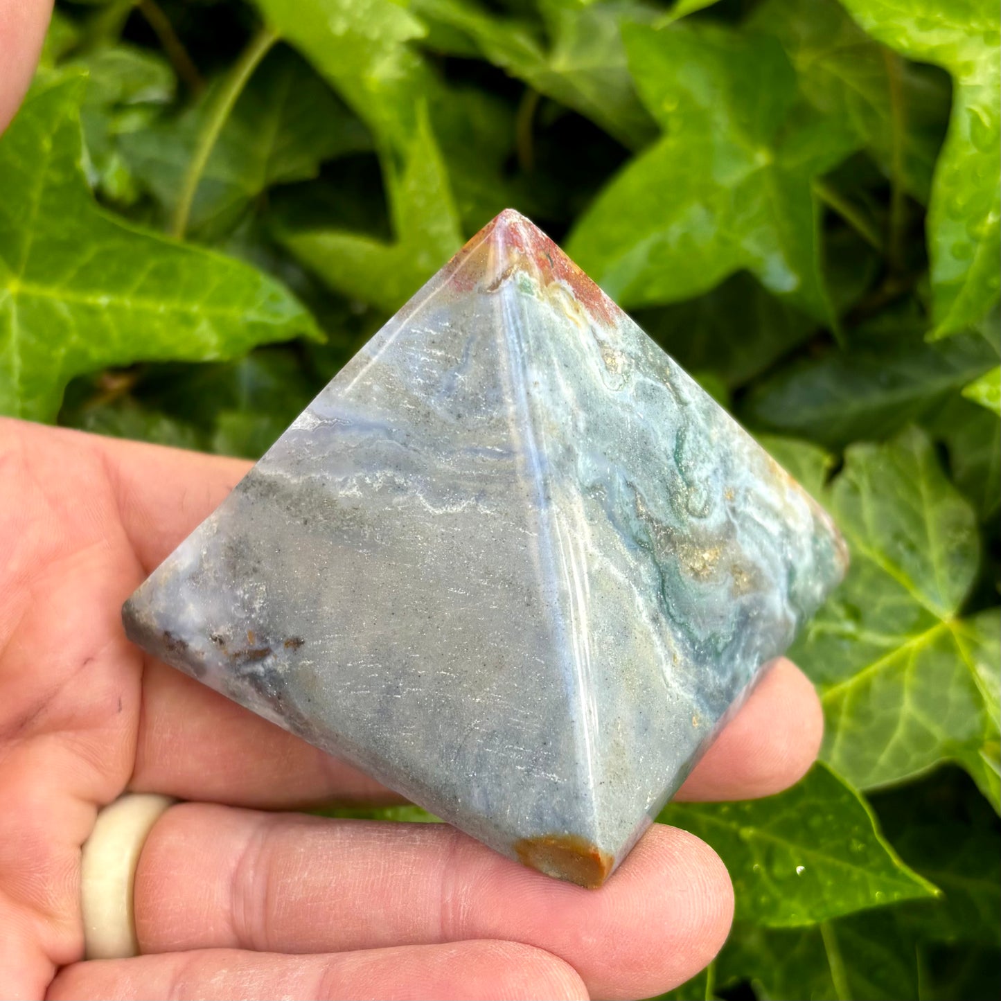 Ocean Jaspis pyramide 6,5 x 5,5 cm Ocean Jaspis pyramide 6,5 x 5,5 cm