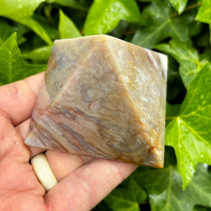 Ocean Jaspis pyramide 7 x 5 cm
