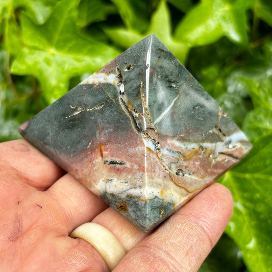 Billede af Ocean Jaspis pyramide 6,5 x 4,5 cm
