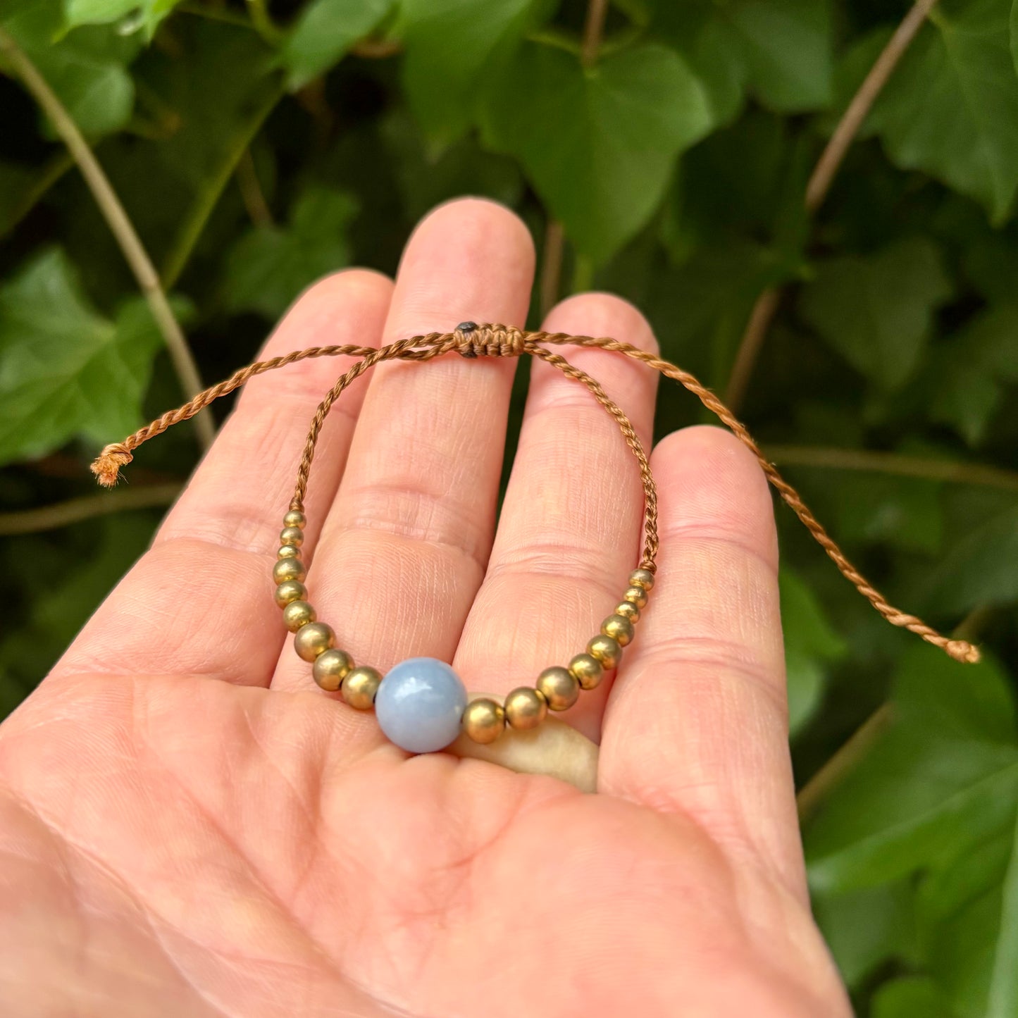 Angelit og messing armbånd | unisex Angelit og messing armbånd | unisex