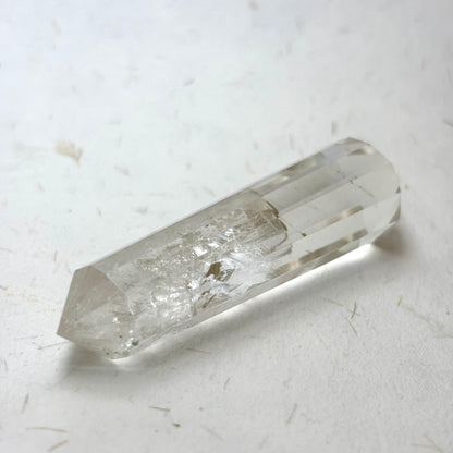 Vogel-cut Himalaya bjergkrystal - 12 facetter - 7,8 cm | nr. 25