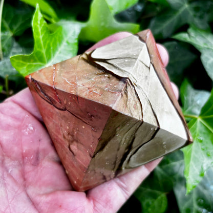 Polychrome Jaspis pyramide 7 x 5,5 cm