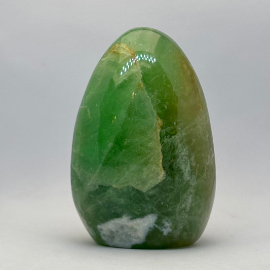 Billede af Grøn fluorit skulptur 12 cm | nr. 2