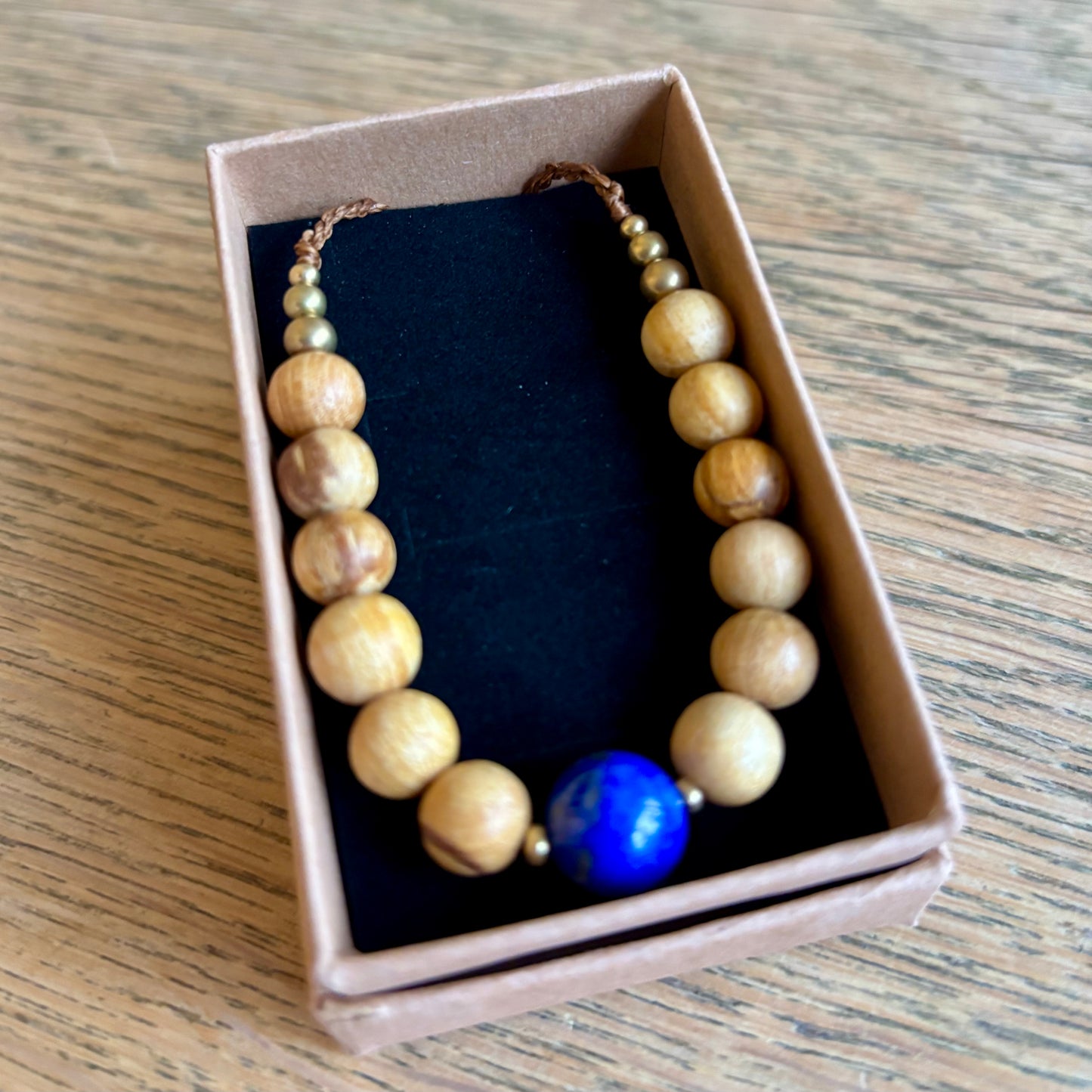 Lapis Lazuli, Palo Santo og messing armbånd | unisex Lapis Lazuli, Palo Santo og messing armbånd | unisex