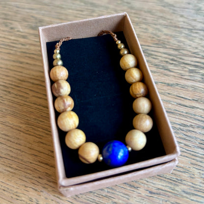 Lapis Lazuli, Palo Santo og messing armbånd | unisex