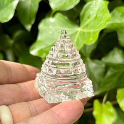 Shree Yantra | håndskåret Himalaya Bjergkrystal | mount meru | 5 cm