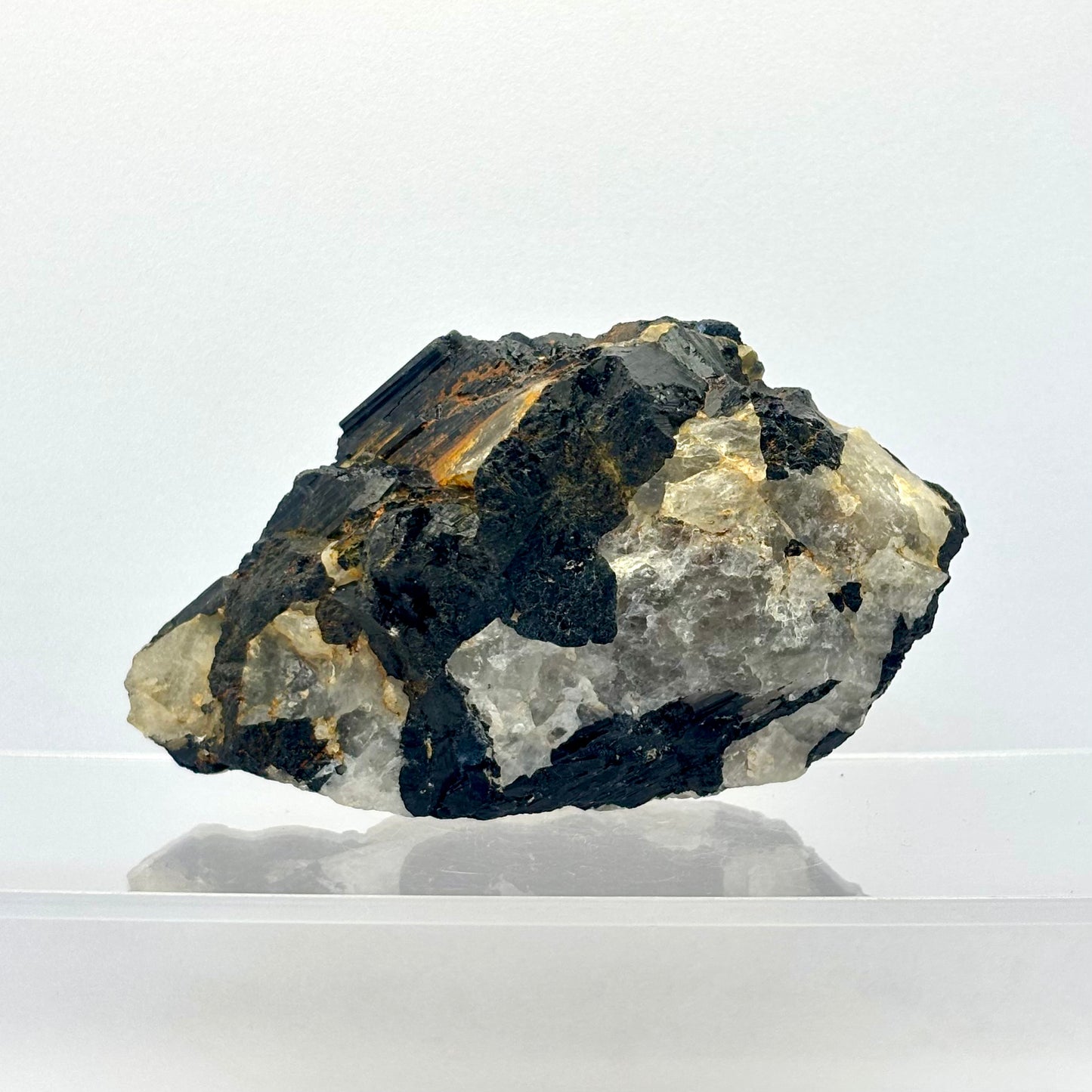 Kvarts og Turmalin, Zimbabwe 10 cm | nr. 2 Kvarts og Turmalin, Zimbabwe 10 cm | nr. 2
