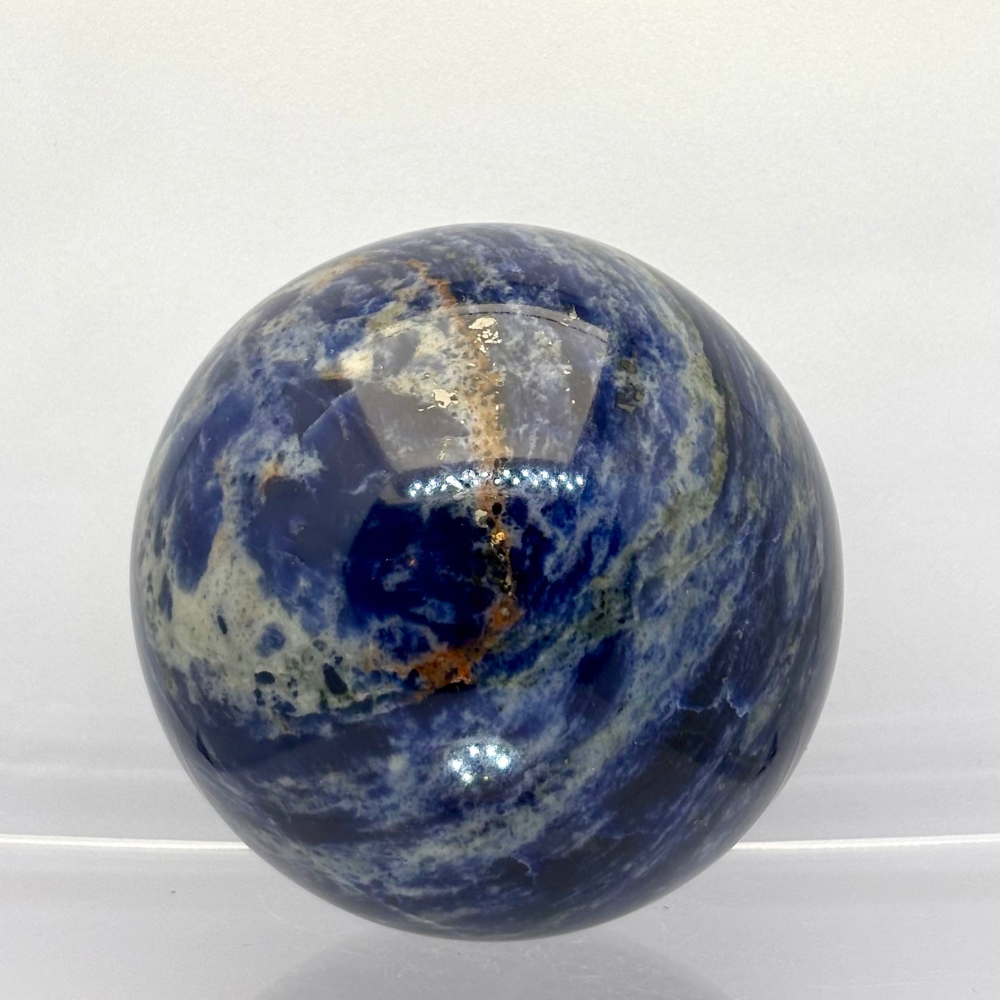 Blue planet - Sodalit kugle 7 cm + pyrit | nr. 4 Blue planet - Sodalit kugle 7 cm + pyrit | nr. 4