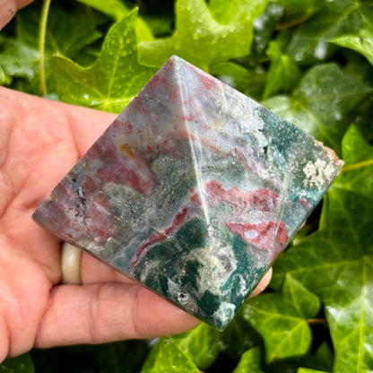 Ocean Jaspis pyramide 7,5 x 6 cm
