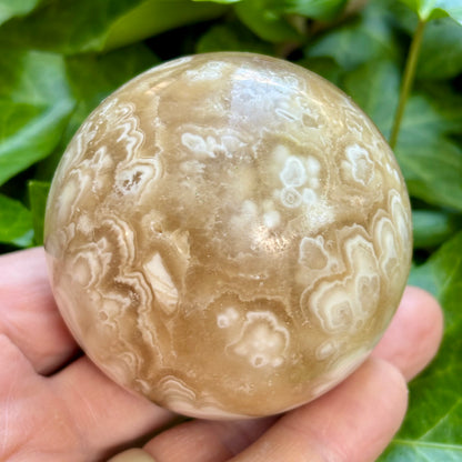 Amber flower Calcit Kugle fra Myanmar - 6,4 cm | nr. 4