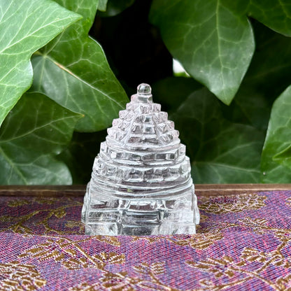 Shree Yantra | håndskåret Himalaya Bjergkrystal | mount meru | 5 cm