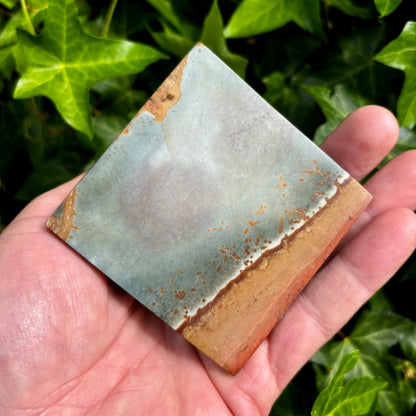Polychrome Jaspis pyramide 7,5 x 5,5 cm