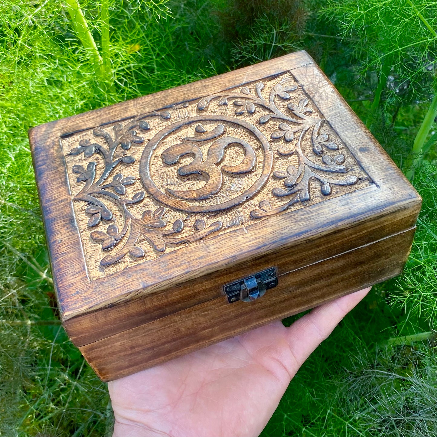 Mangotræ skrin - AUM | 15 x 10 cm Mangotræ skrin - AUM | 15 x 10 cm