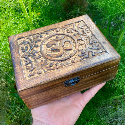 Mangotræ skrin - AUM | 15 x 10 cm