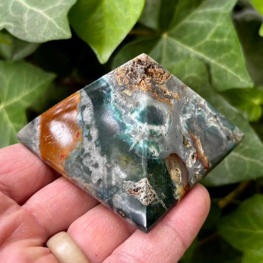 Billede af Ocean Jaspis pyramide 6,5 x 4 cm