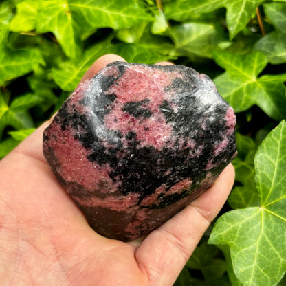 Rhodonit pink, en side poleret 8 cm