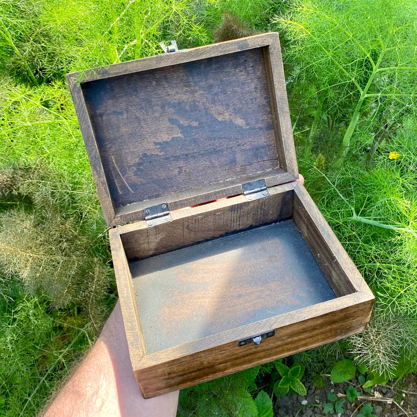 Mangotræ skrin - AUM | 15 x 10 cm Mangotræ skrin - AUM | 15 x 10 cm
