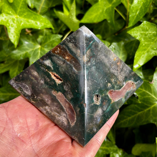 Billede af Ocean Jaspis pyramide 9,5 x 7 cm