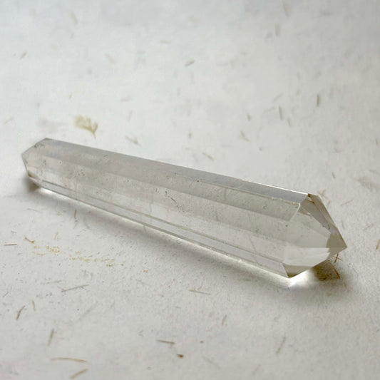 Billede af Vogel-cut Himalaya bjergkrystal - 12 facetter - 7,6 cm | nr. 21