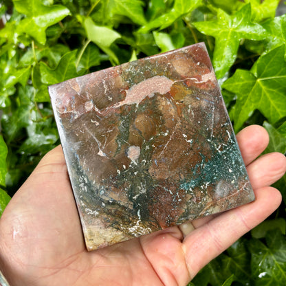 Ocean Jaspis pyramide 9,5 x 7,5 cm