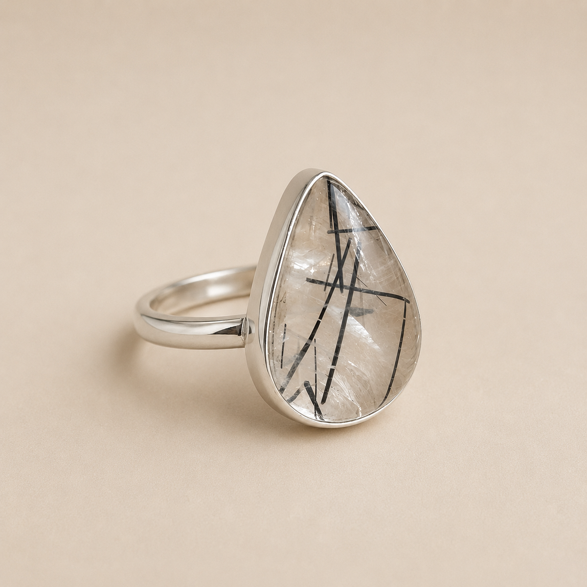Turmalin kvarts fingerring -  Sølv og turmalinkvarts | unika nr. 4 Turmalin kvarts fingerring -  Sølv og turmalinkvarts | unika nr. 4