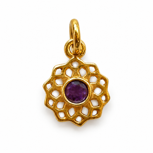 Billede af Ametyst Sun chakra charm – 18k forgyldt sølv vedhæng