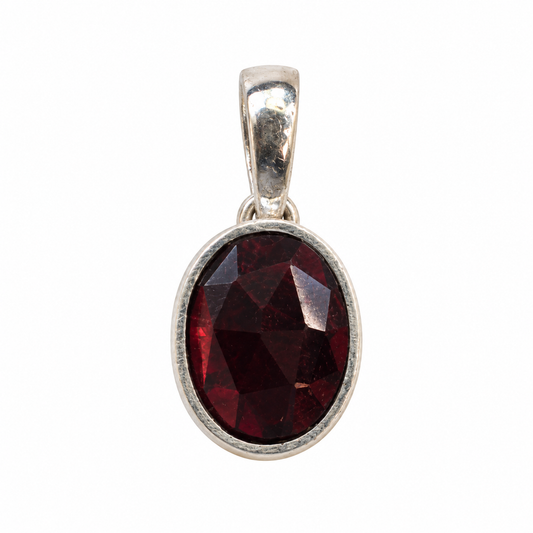 Billede af Garnet Rose cut charm – 925 sølv vedhæng