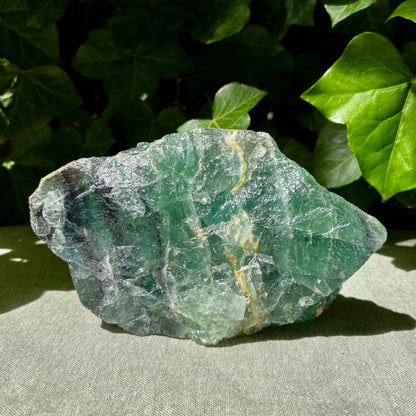 Regnbue fluorit bjerg - 19 cm