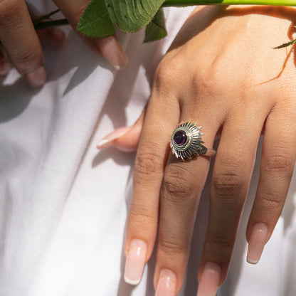 Krone Chakra fingerring | 925 Sterling Sølv og Ametyst