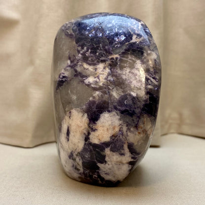 Lepidolit silverleaf freeform - 10 cm
