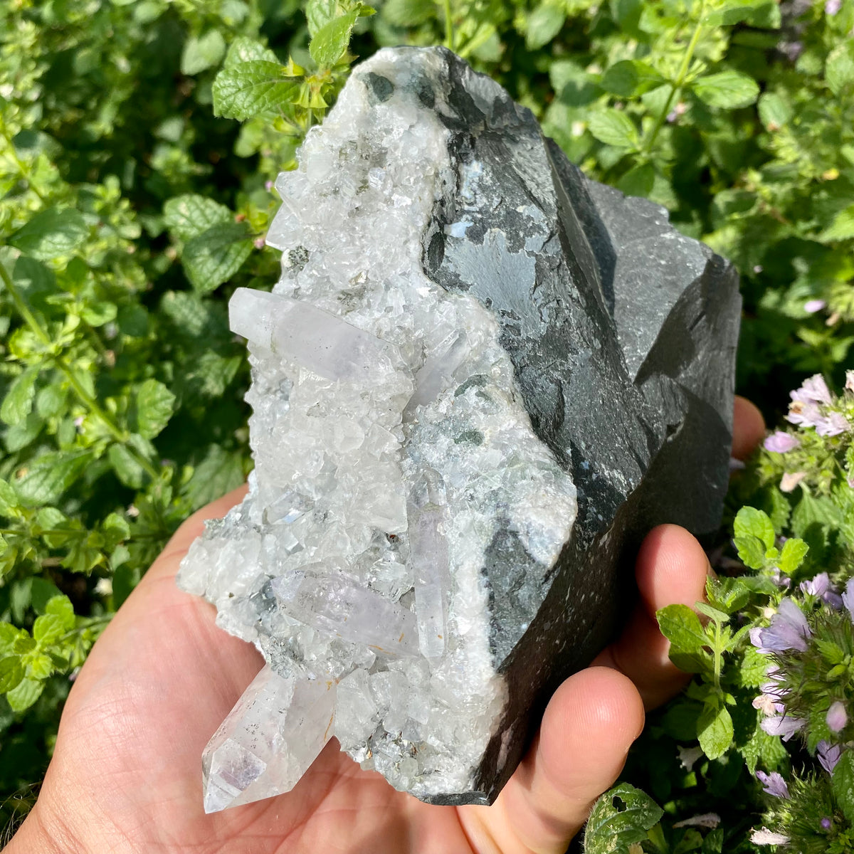 Brandberg kvarts i basalt fra Namibia - 15 cm Brandberg kvarts i basalt fra Namibia - 15 cm