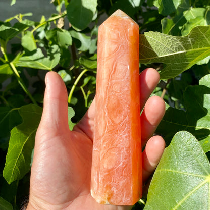 Orange calcit obelisk - 18 cm