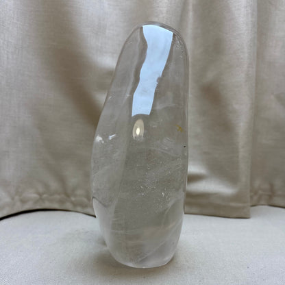 Bjergkrystal skulptur 13 cm
