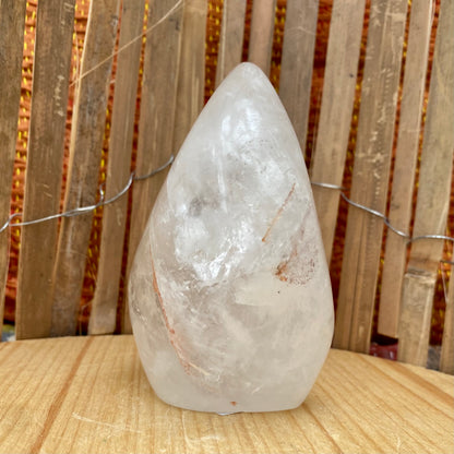 Bjergkrystal skulptur 11 cm