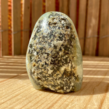Grøn fluorit skulptur 5 cm