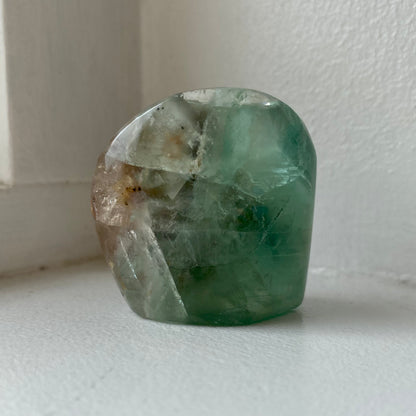 Fluorit form - 4 cm